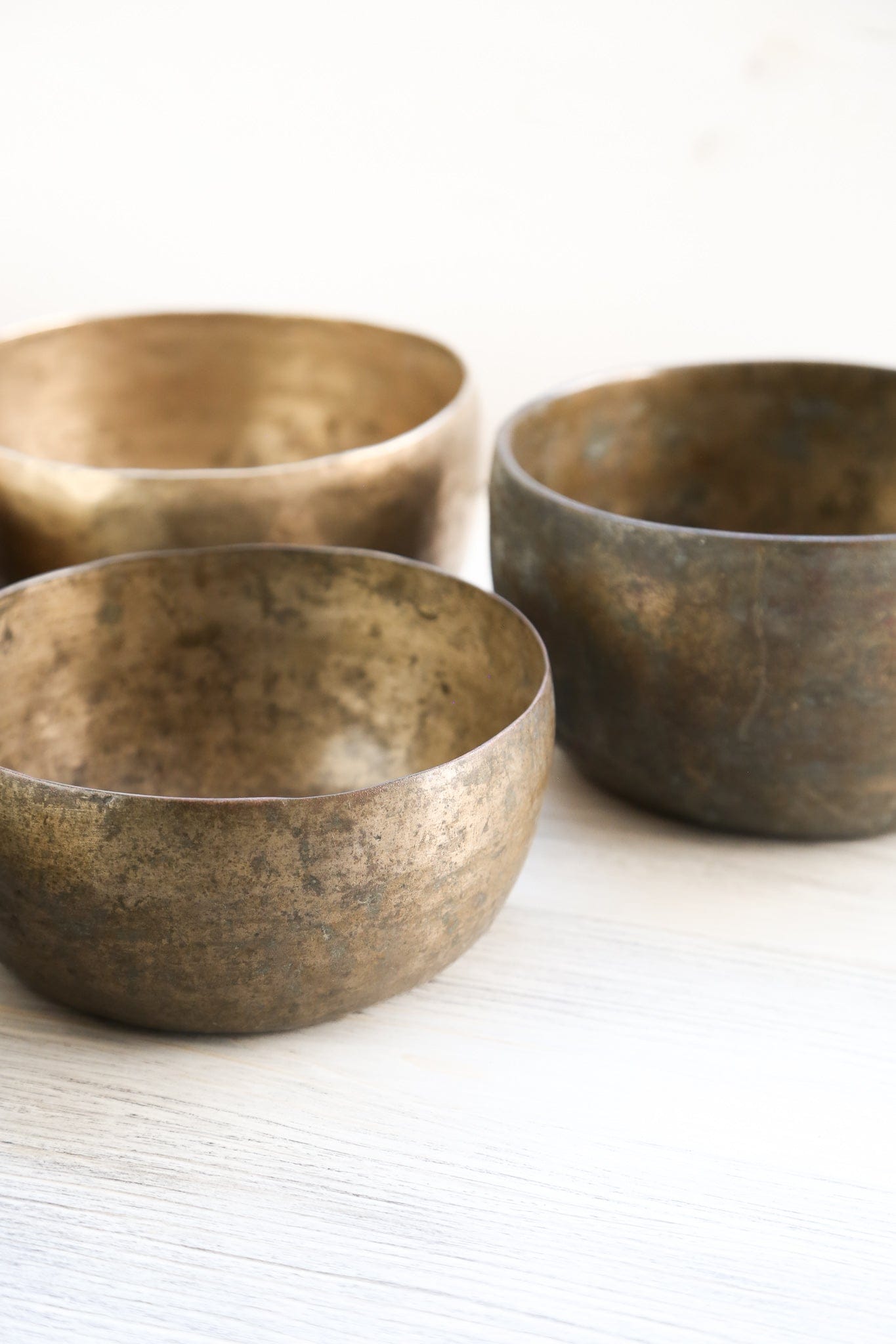 Antique Seven Chakra Singing Bowl Set - Energy & Transformation - Image 4