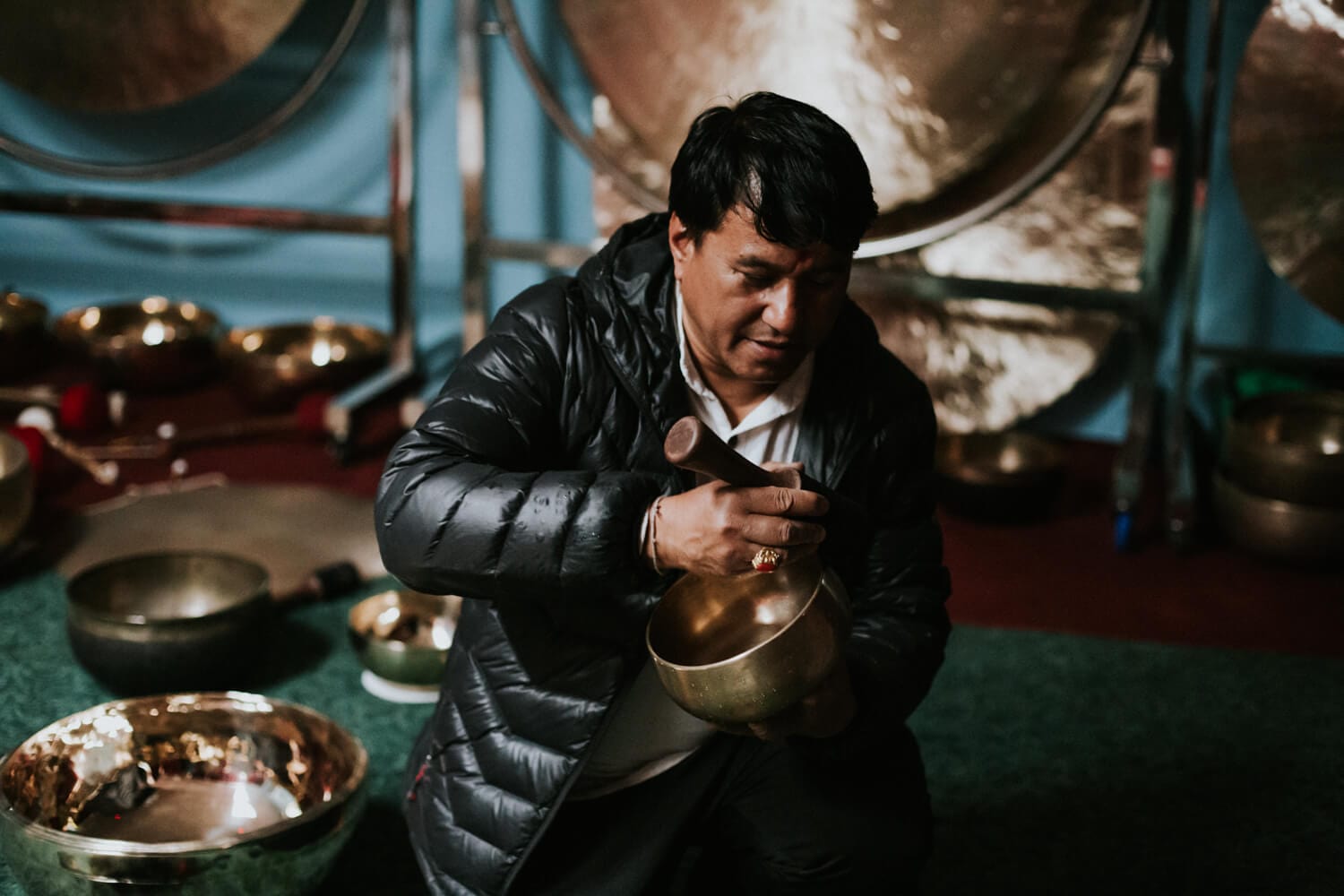 Antique Seven Chakra Singing Bowl Set - Healing & Harmony - Image 6