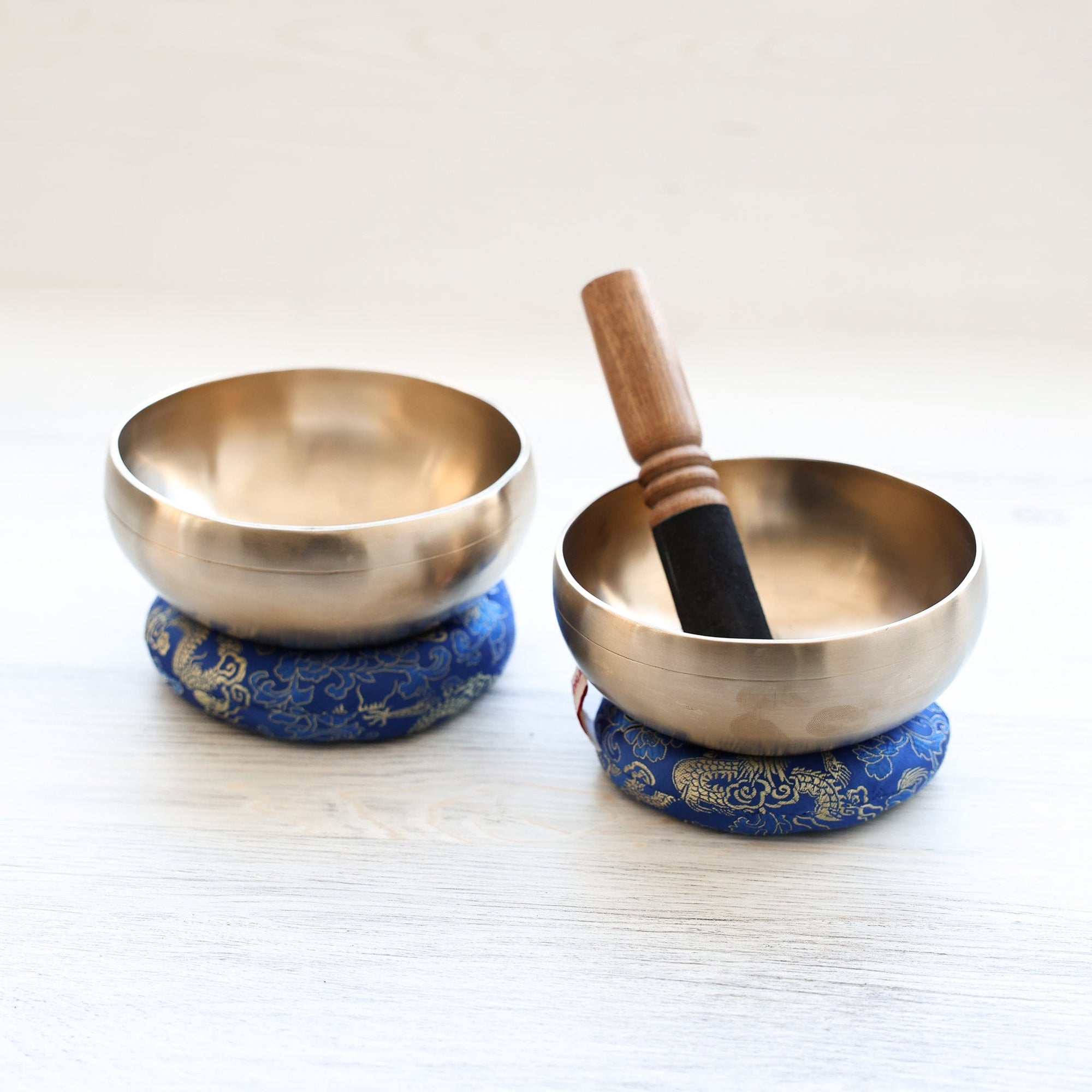 Chakra Clearing Masterpiece Singing Bowl Set of 2 - Image 2