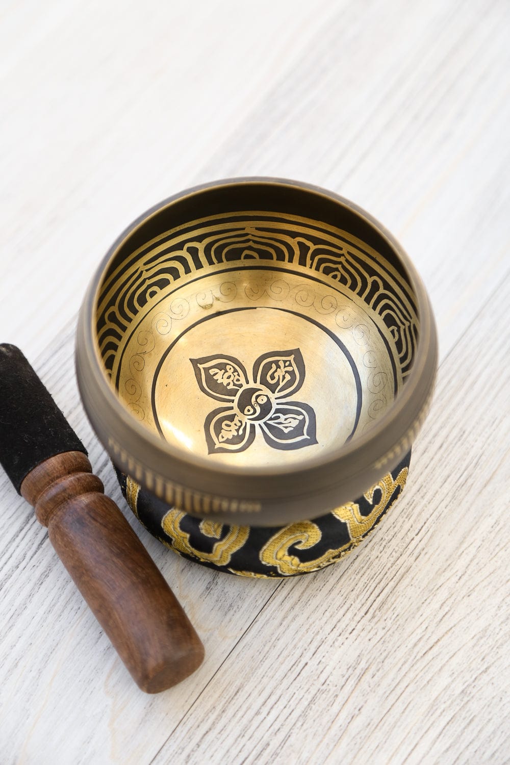 Dorje Protection Singing Bowl Gift Set - Image 4