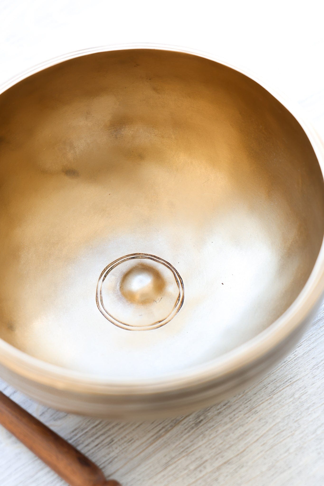 Tibetan Lingam Singing Bowl - Image 6