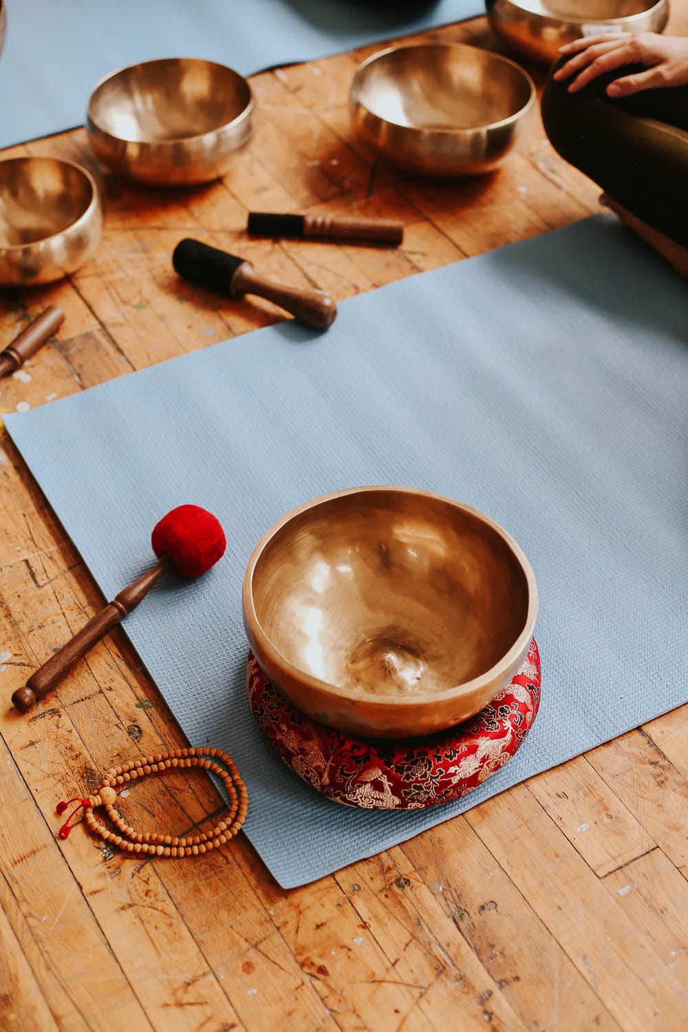 Tibetan Lingam Singing Bowl - Image 3