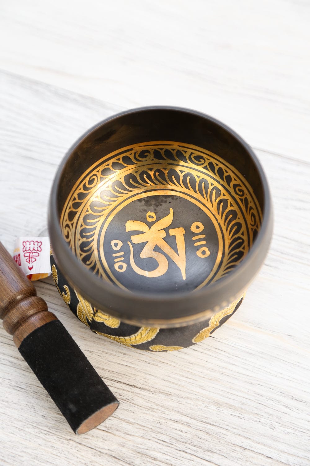 Tibetan Om Singing Bowl Set - Image 9