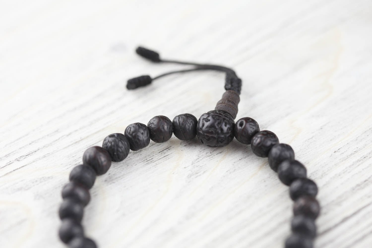 Dark Raktu Prayer Bracelet - Image 4