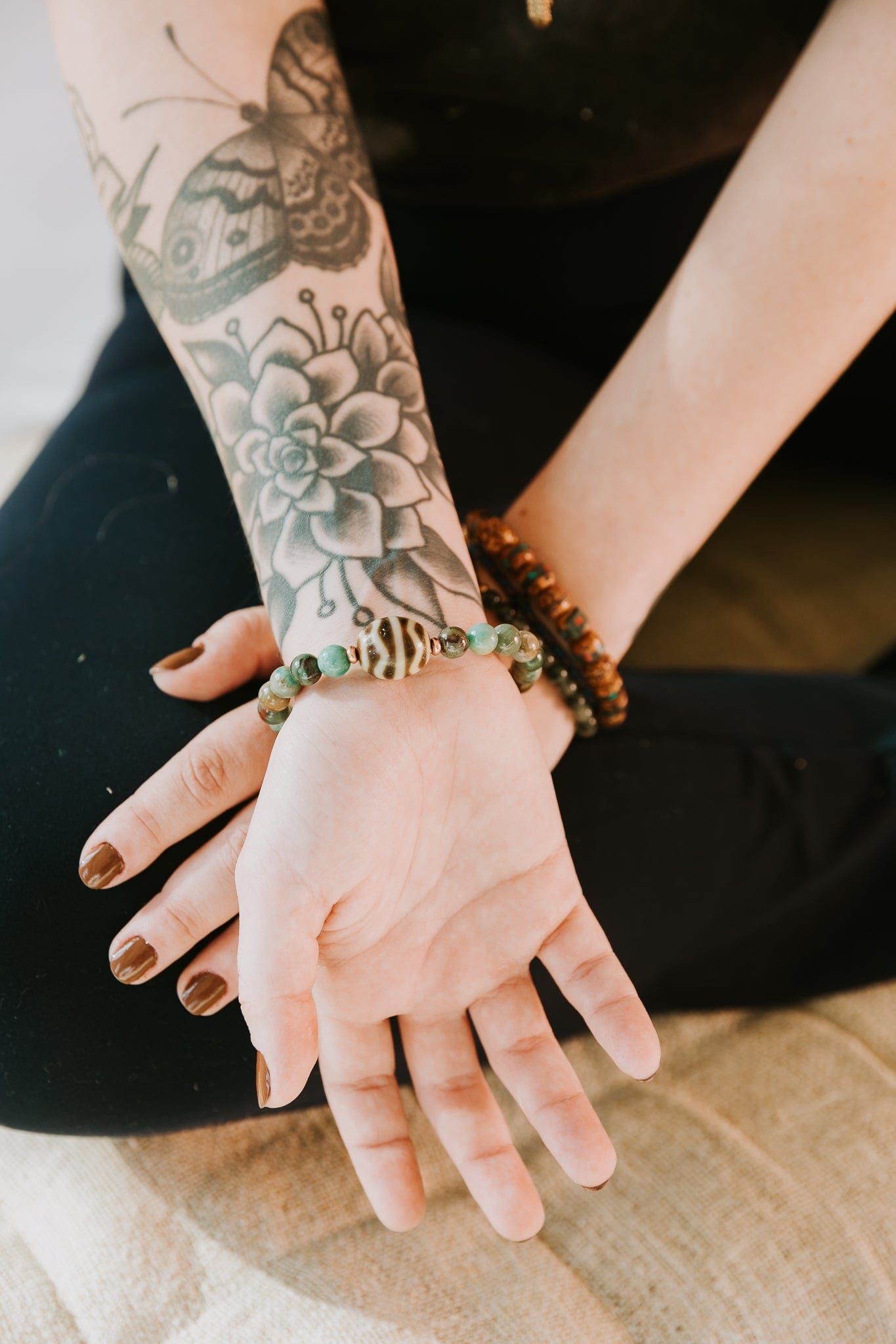 Double Dzi Yin and Yang Bracelet - Image 4