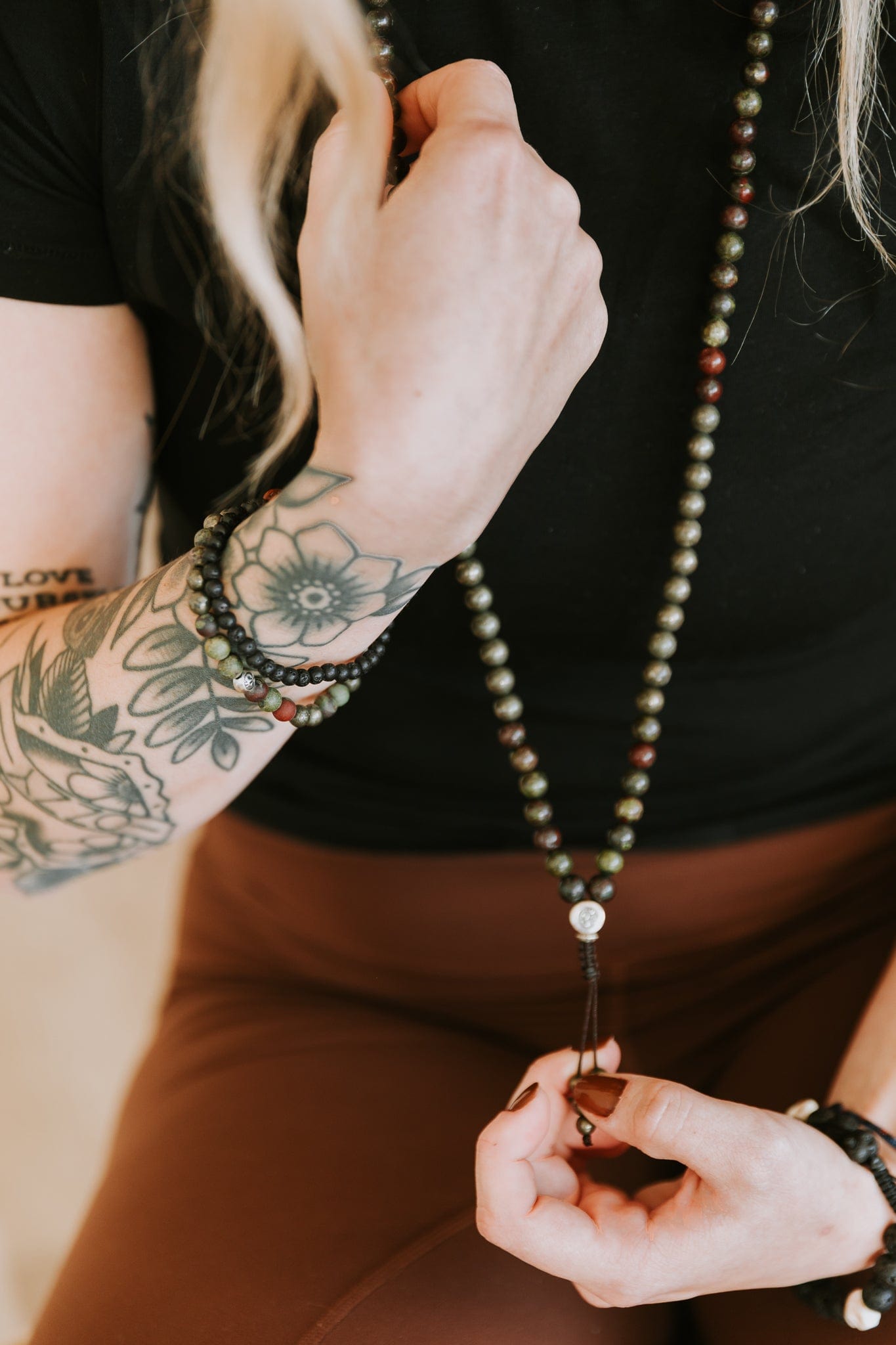 Dragon's Blood Root Chakra Wrist Mala - Image 4