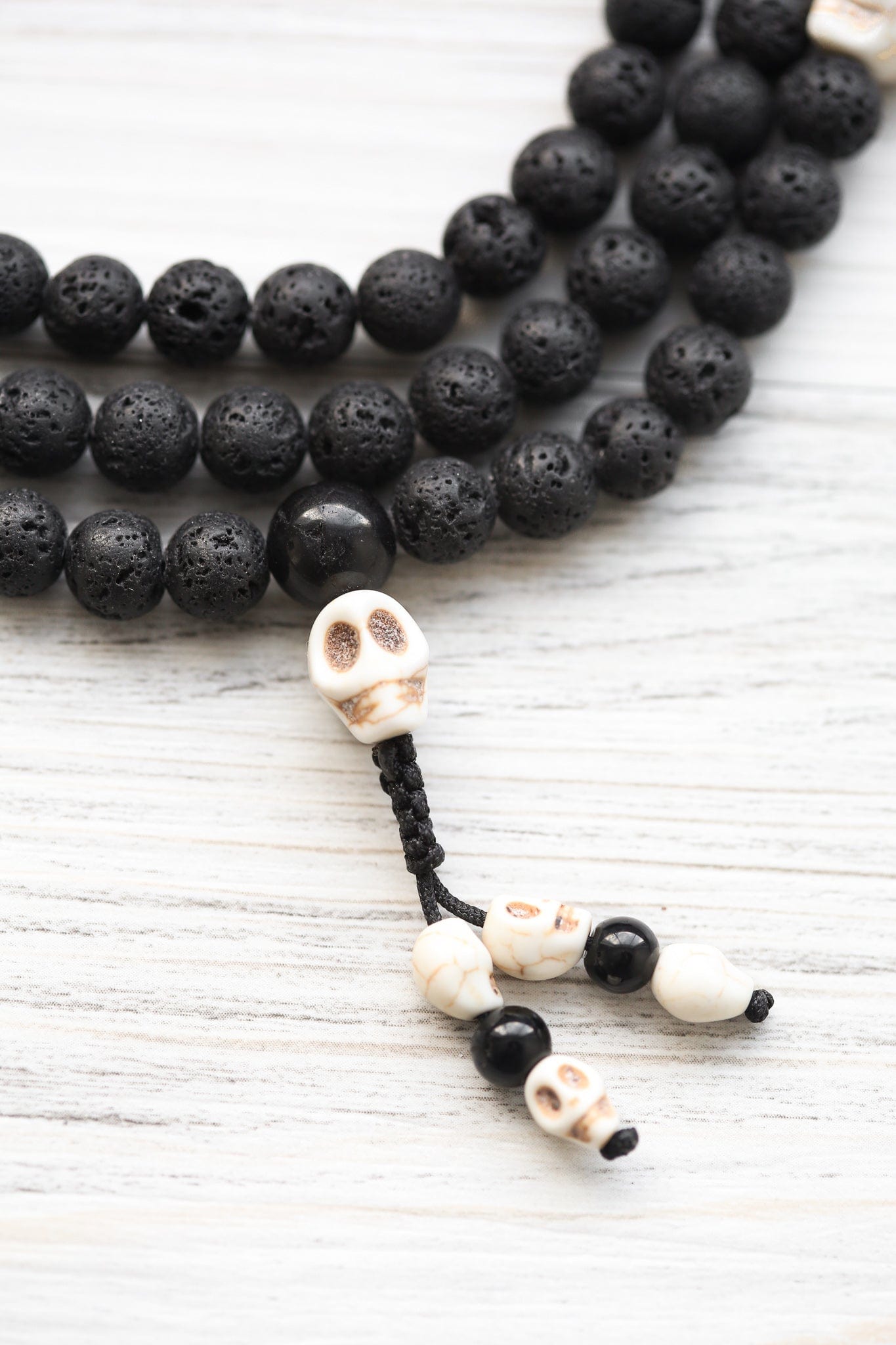Lava & Skull Reflection Mala - Image 4