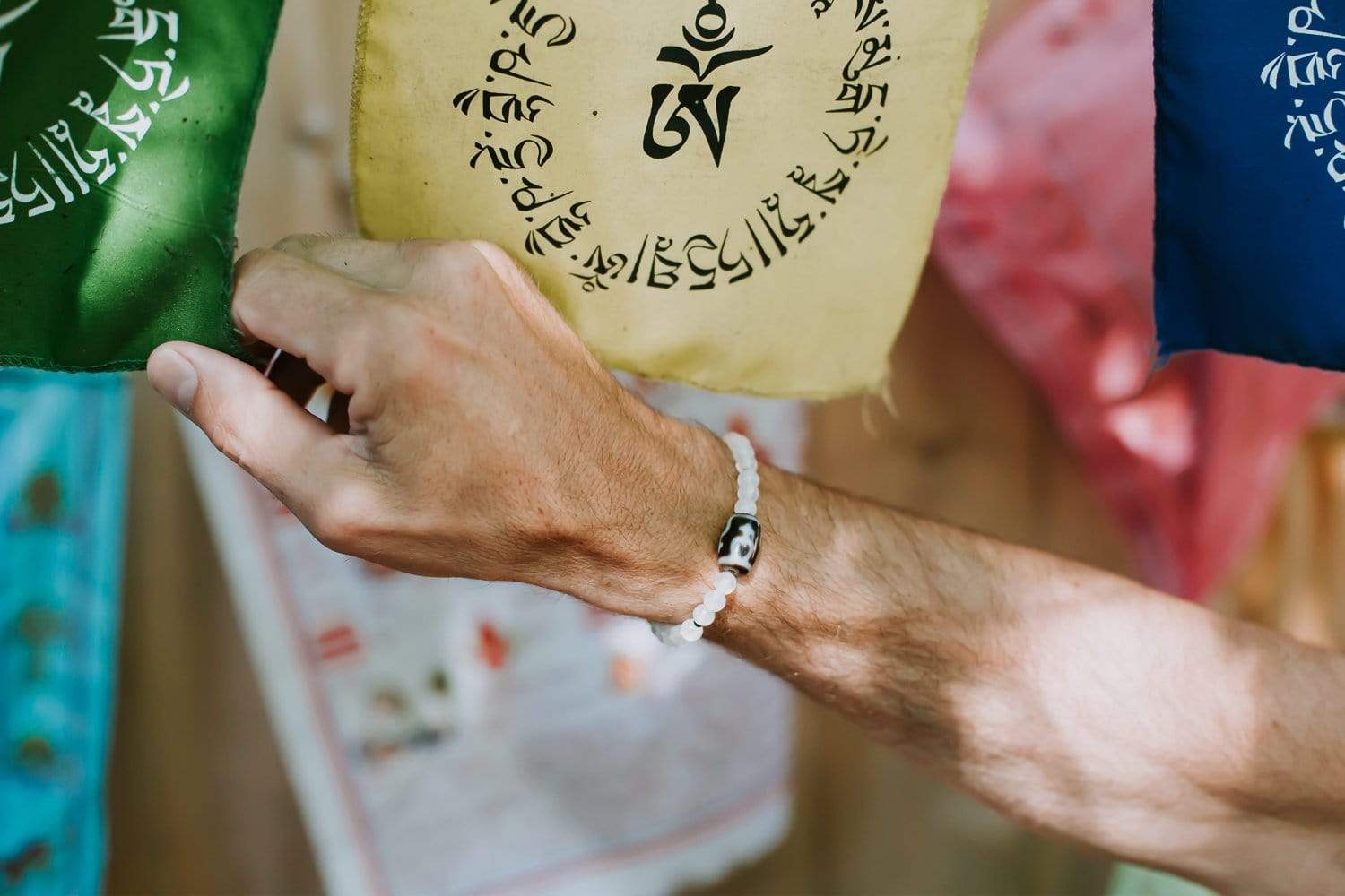 Selenite & Lotus Dzi Bracelet - Image 7