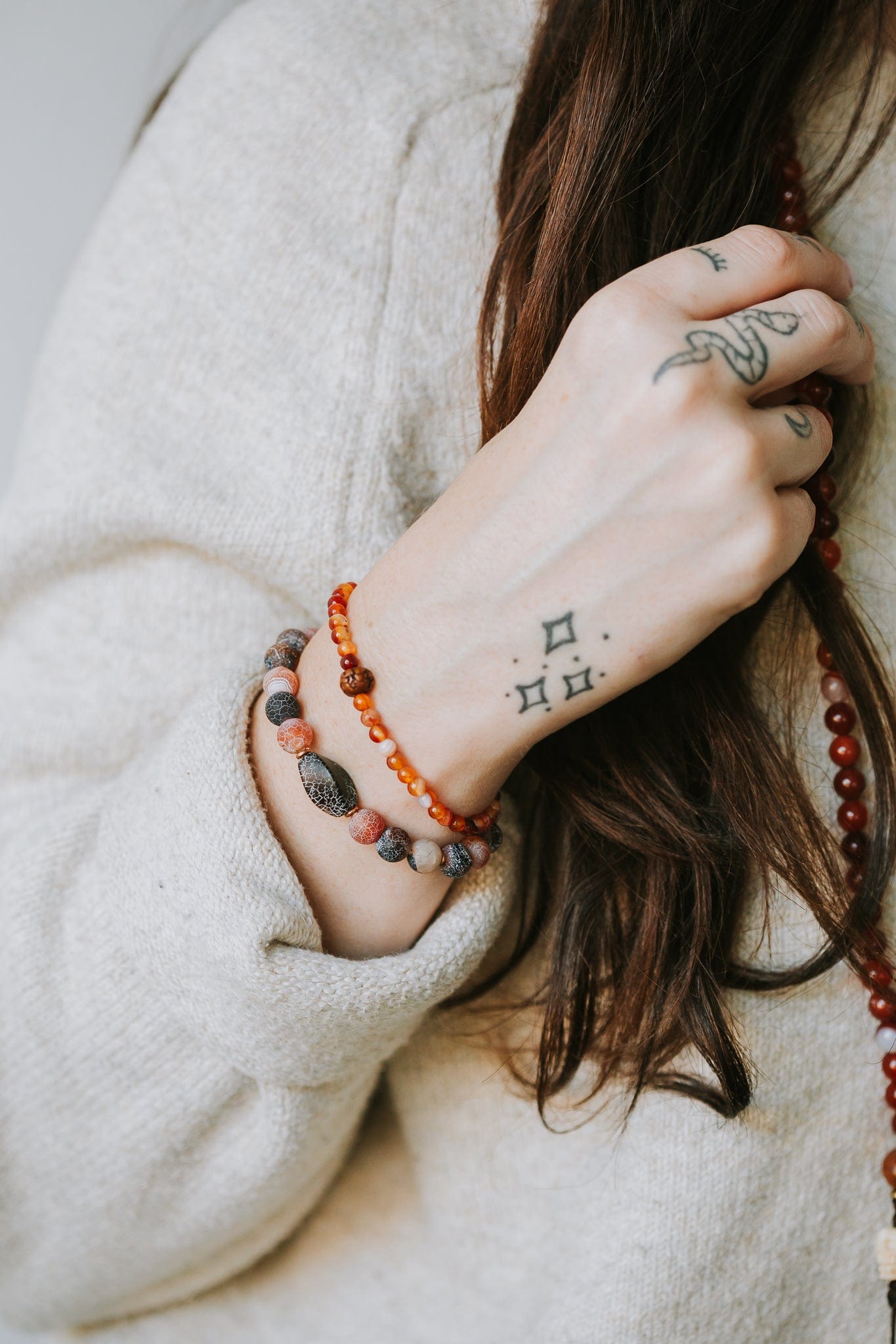 Tibetan Dragon Vein Agate Bracelet - Image 7